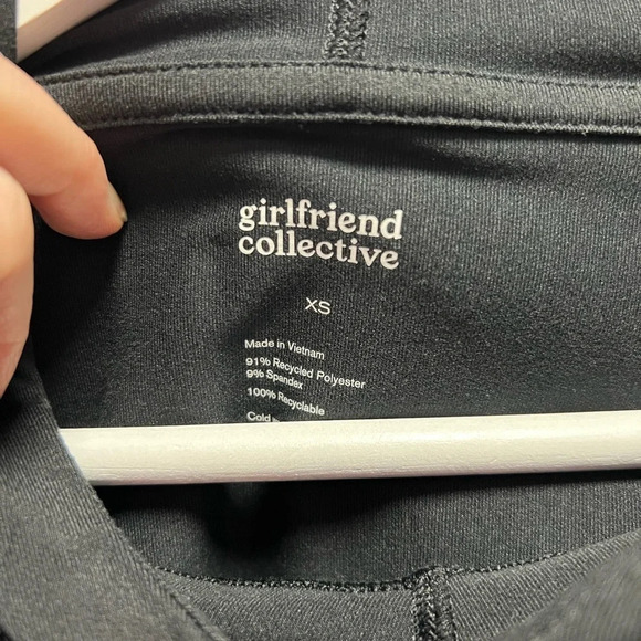 Girlfriend Collective Reset Hoodie - Picture 4 of 4